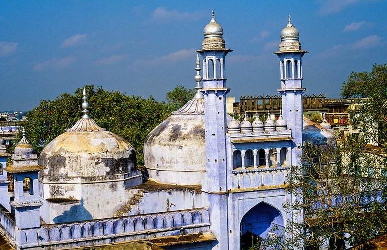 Gyan Vapi Well, Varanasi, Uttar Pradesh, Tourism, 2022 | Lake, Mosque ...